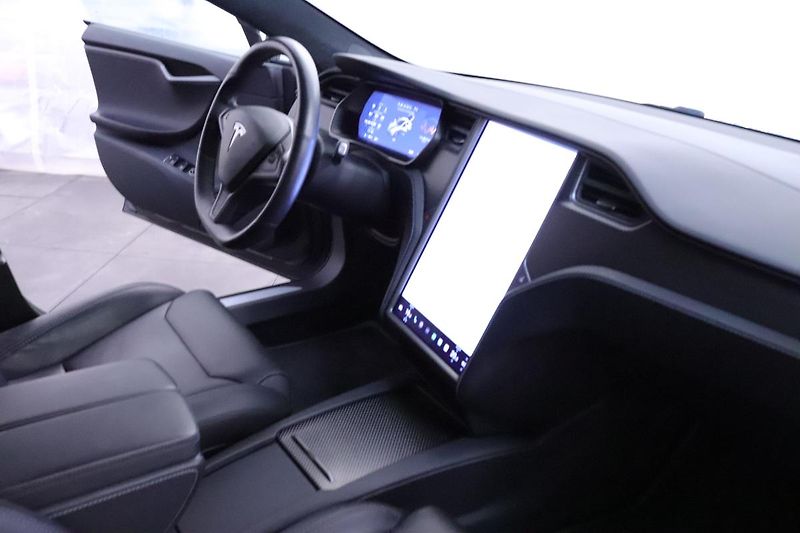 Tesla Model S (2020) S 800PS, REZERVOVÁNO - fotka 11 z 81