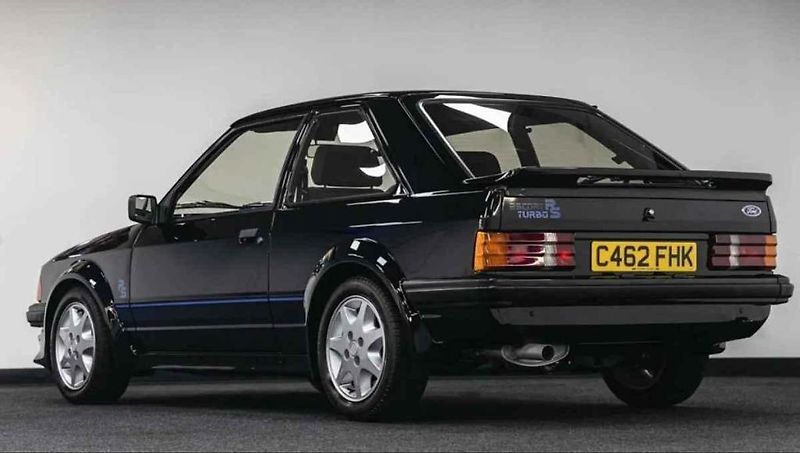 Ford Escort RS Turbo nabízený v aukci
