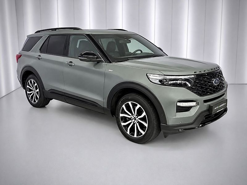 Ford Explorer 3.0L PHEV AWD ST-LINE, PANO, B - fotka 3 z 27