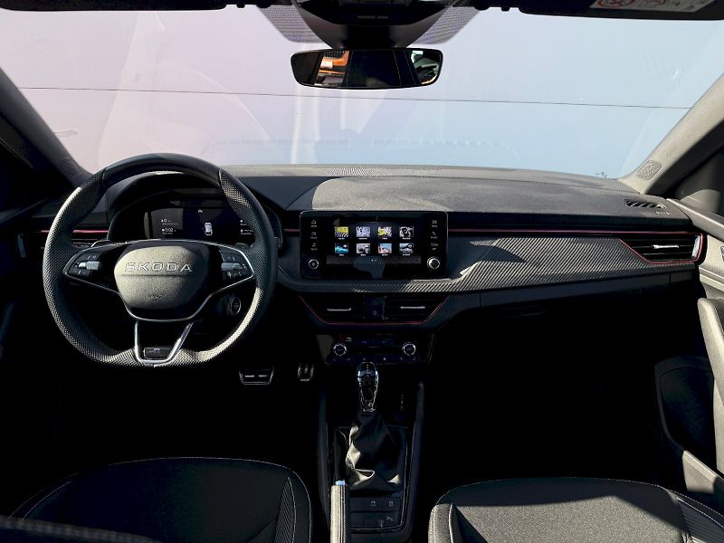 Škoda Scala (2025) 1.5 TSI 110 kW DSG Monte Carlo - fotka 5 z 21