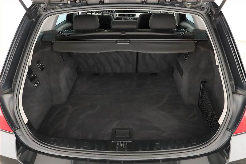 BMW Řada 3 (2012) 320 d xDrive, 4X4, Automat - fotka 19 z 19