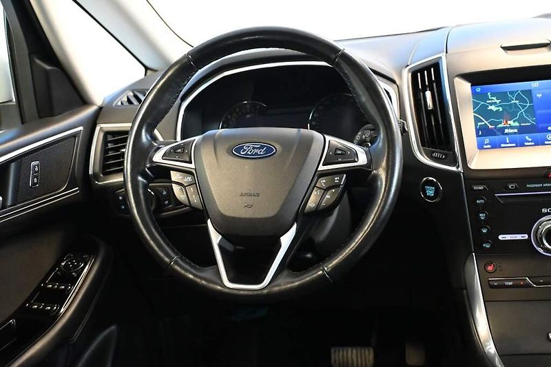 Ford S-MAX (2020) 2.0 140KW LED SONY ACC Tažné 8 - fotka 13 z 37