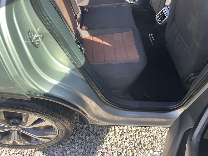 Seat Ateca 2.0TDi 190PS 4x4 DSG F1 LED 1A - fotka 128 z 173