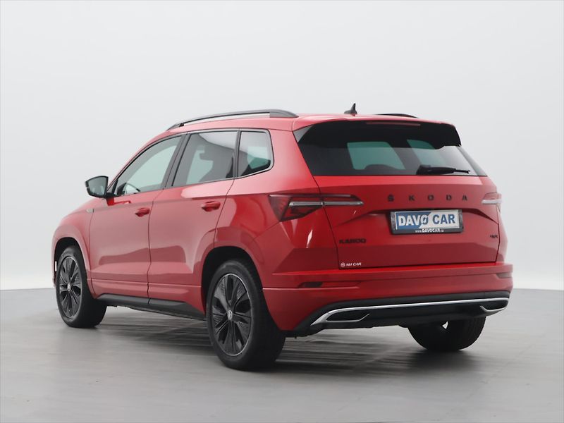 Škoda Karoq 2,0 TSI 140kW DSG CZ Sportline - fotka 5 z 33
