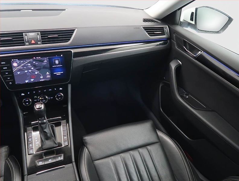 Škoda Superb (2019) Laurin&Klement 2.0 TDI, 4X4 - fotka 8 z 18