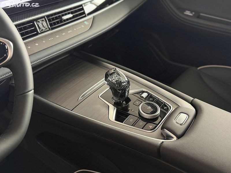 Chery Tiggo 7 (2025) ICE LUXURY 1,6 T FWD - fotka 14 z 18