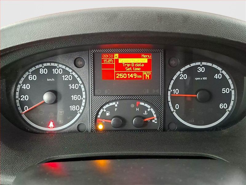 Fiat Ducato (2013) 3.0 MultiJet, Bus, 9Míst, ČR - fotka 10 z 17