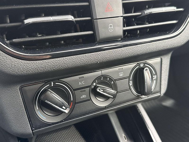 Škoda Scala (2021) 1.0 TSI Ambition - fotka 13 z 29
