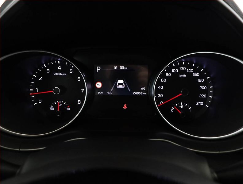 Kia Ceed (2025) 1.5 T-GDI - fotka 9 z 21