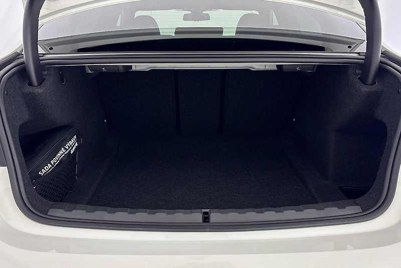 BMW Řada 3 řady 3 | M340d xDrive - fotka 23 z 25