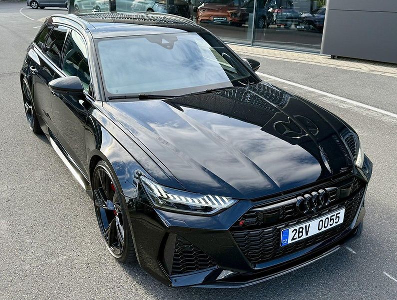 Audi RS 6 (2022) Avant TFSI 441 kW quattro - fotka 50 z 53