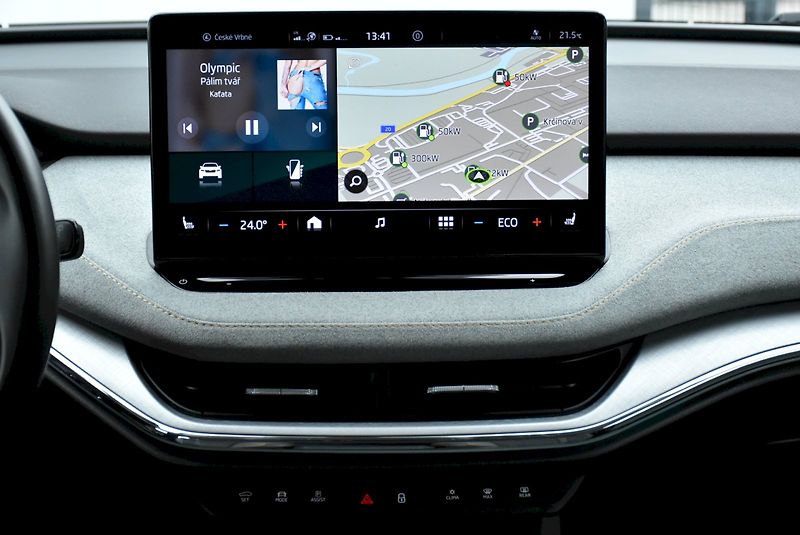 Škoda Enyaq (2021) 80  82 kWh  1  50 kW      1° p - fotka 18 z 24