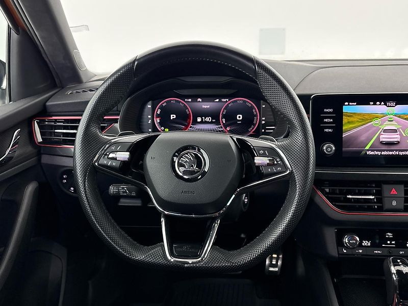 Škoda Kamiq DSG Monte Carlo - fotka 18 z 30
