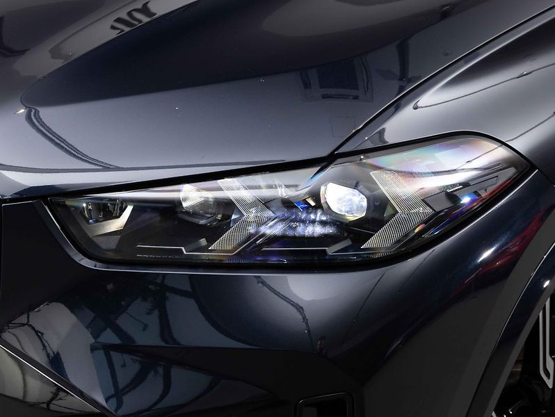 BMW X5 xDrive50e - fotka 8 z 23