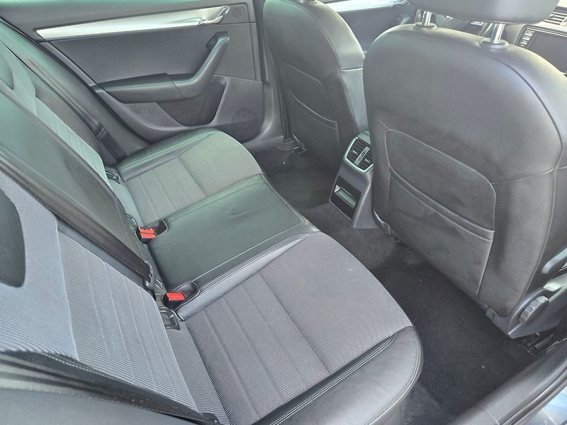 Škoda Octavia (2017) 2.0 TDI DSG, Navi - fotka 17 z 29