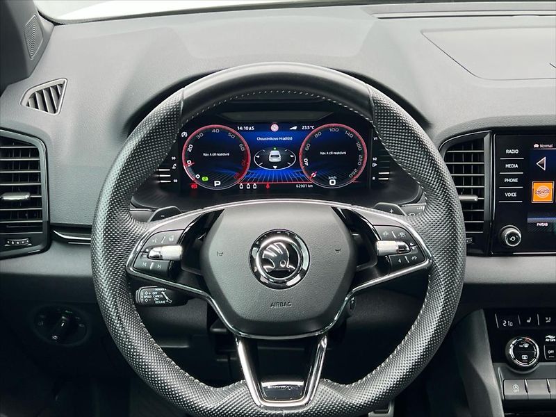 Škoda Karoq 1,5 TSi 110kW 7DSG SPORTLINE - fotka 15 z 30