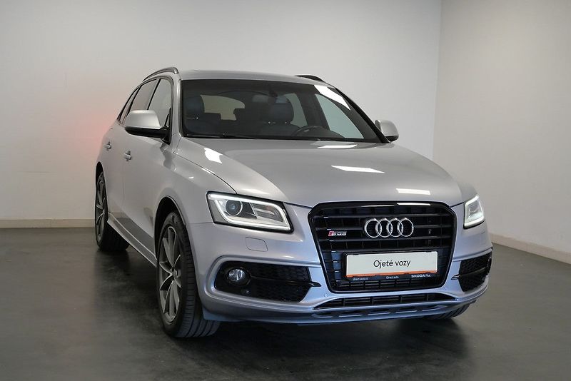 Audi SQ5 - fotka 8 z 23