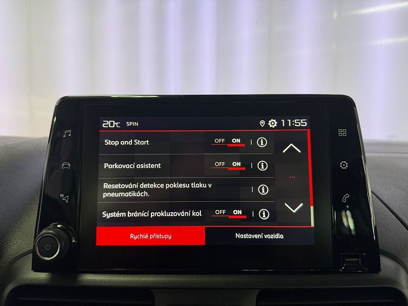 Citroën Berlingo 1.5 HDI 96KW A/T S&S FEEL, PDC - fotka 15 z 22