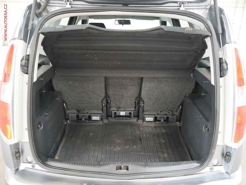 Škoda Roomster (2011) 1.4i, AC, TZ, park.čidla - fotka 7 z 14