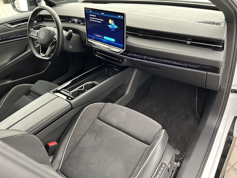Volkswagen ID.7 Pro S People Tourer - fotka 9 z 28