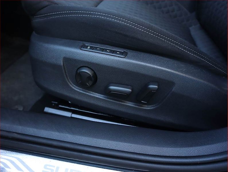 Škoda Superb (2019) 2.0 TDI, Automat, Serv.kniha - fotka 20 z 25