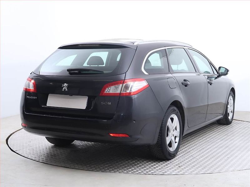 Peugeot 508 (2016) 2.0 BlueHDi, Navi, Tempomat - fotka 5 z 17