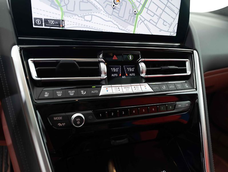 BMW Řada 8 M850i xDrive Gran Coupé - fotka 20 z 29