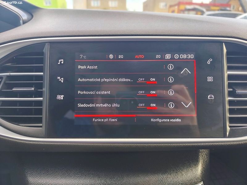 Peugeot 308 (2021) - fotka 27 z 34