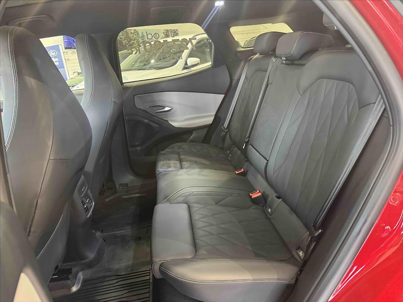 Ford Explorer PREMIUM RWD 77 kWh Prodloužený - fotka 11 z 13