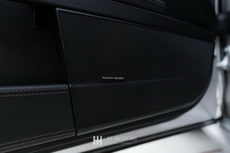 Mercedes-Benz Třídy S (2013) AMG S 63 5.5 V8 Biturbo - fotka 30 z 56