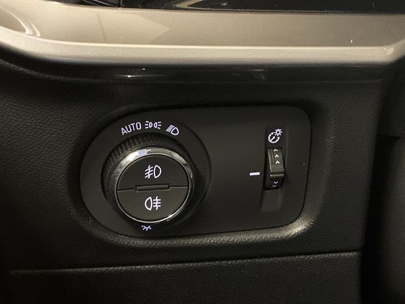 Opel Mokka E, Ultimate, 100 kW - fotka 23 z 32