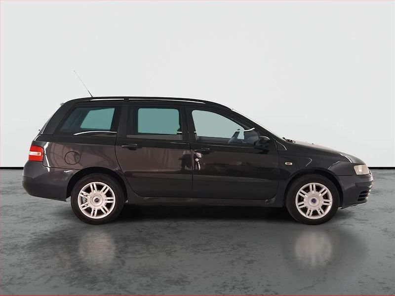 Fiat Stilo (2005) 1.8 16V, nová STK, rezervace - fotka 6 z 19