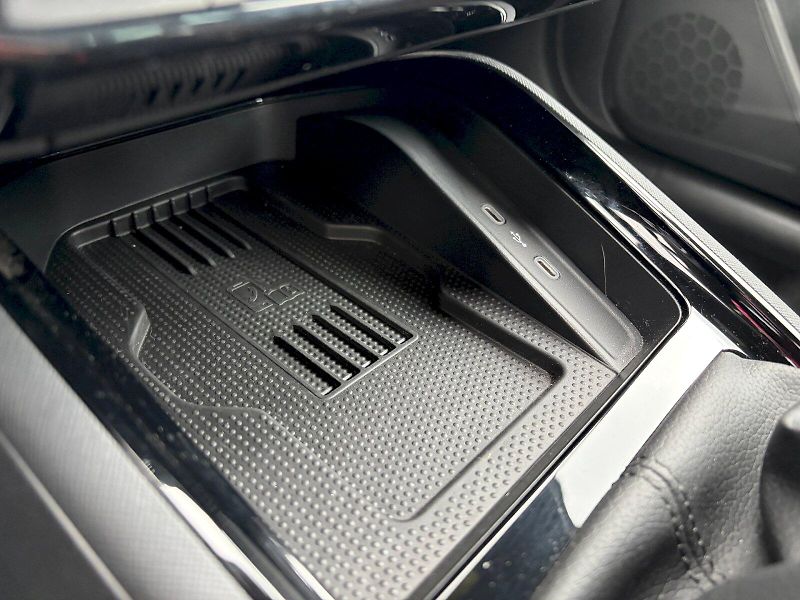 Škoda Kamiq (2025) 1.0 TSI / 85kW / MONTE CARLO - fotka 23 z 34