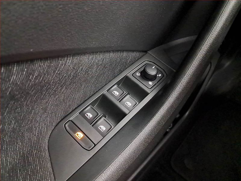 Škoda Kamiq (2020) Style Plus 1.0 TSI, Automat - fotka 18 z 18