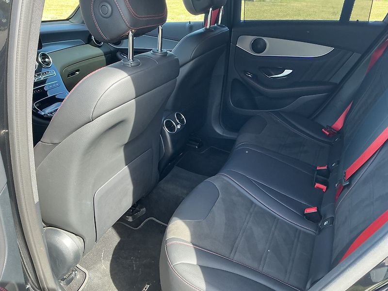 Mercedes-Benz GLC 220 d AMG 4MATIC kupé - fotka 24 z 28