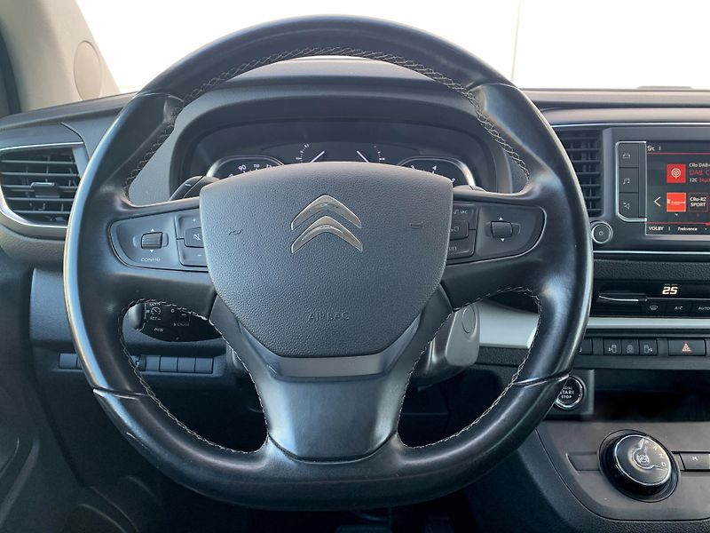 Citroën SpaceTourer SHINE 2.0 BlueHDi 130kW AT8 - fotka 18 z 24