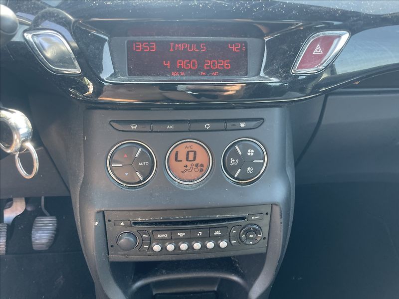 Citroën DS3 1,4 i 70kw Klimatronic ESP Tem - fotka 17 z 33