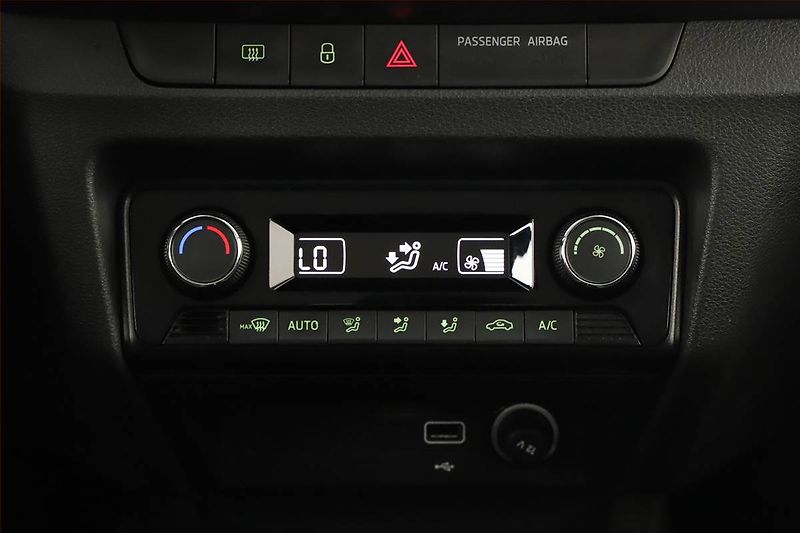 Škoda Fabia (2019) 1.0 TSI, ČR,1.maj, Tempomat - fotka 13 z 15