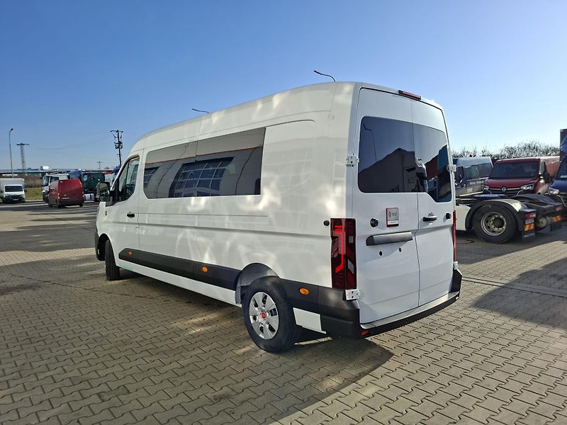 Renault Master (2026) COMBI L3H2 150k RED 9 MÍST - fotka 3 z 24
