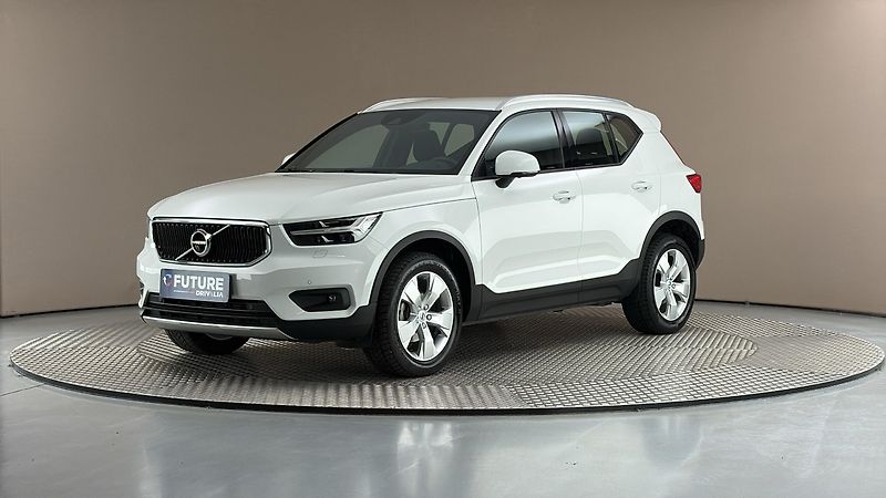 Volvo XC40 2.0 T3 AUT Momentum Pro - fotografie inzerátu