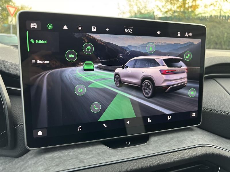 Škoda Kodiaq 2,0 D AT 4x4 Exclusive TAŽNÉ - fotka 23 z 48