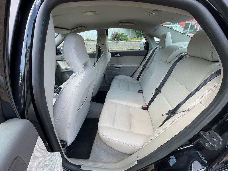 Volvo S40 1.6D 84KW*NOVÉ VSTŘIKY* - fotka 9 z 28