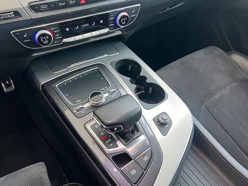 Audi Q7 S-line  50TDI 210kW - fotka 8 z 21