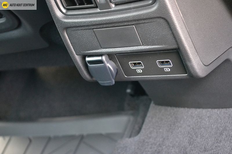 Renault Arkana ESPRIT ALPINE  E-Tech FULL HYB - fotka 21 z 57