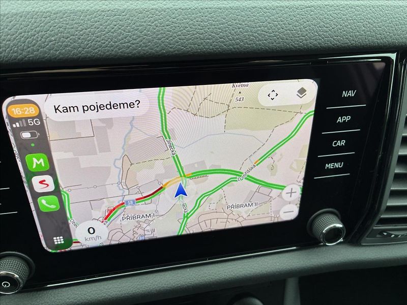 Škoda Kodiaq 2,0 TDI TAŽNÉ KEYLESS KAMERA - fotka 29 z 36