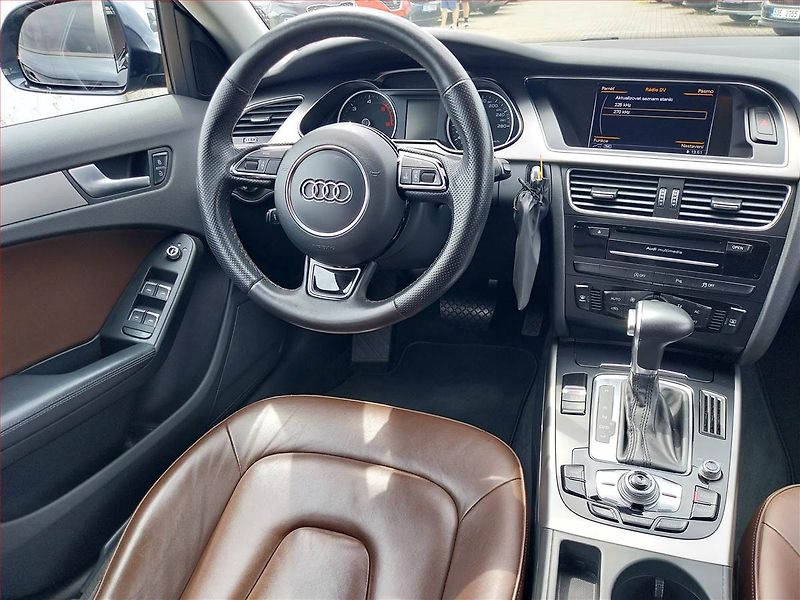 Audi A4 Allroad (2013) 2.0 TDI, 4X4, Automat, Kůže - fotka 7 z 18