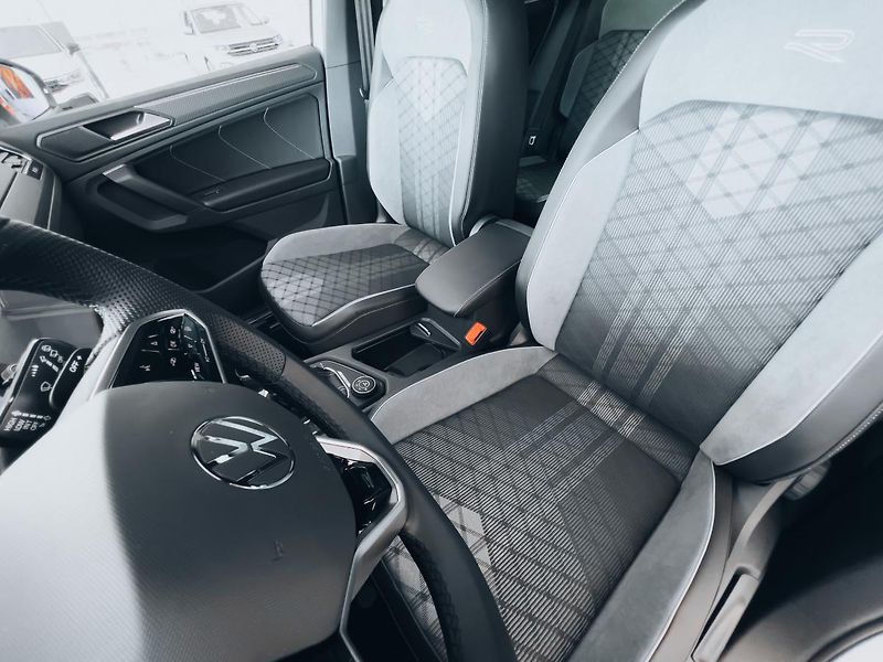 Volkswagen Tiguan (2022) - fotka 20 z 25