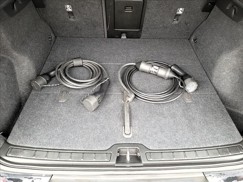Volvo XC40 0,0 twin plus 300kw 78kWH 4x4 - fotka 41 z 49