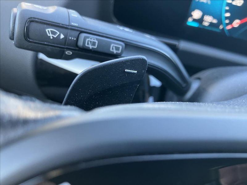 Mercedes-Benz Třídy B 1,3 Distronic Pano CarPlay - fotka 14 z 23