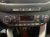 Kia Ceed (2013) 1.6GDi 99 kW, ČR, AAC, tempo - náhled 13